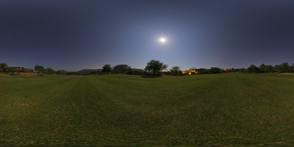 Moonlit golf.jpg